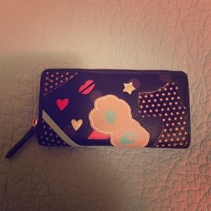 NWT Radley Wallet 😍🌟